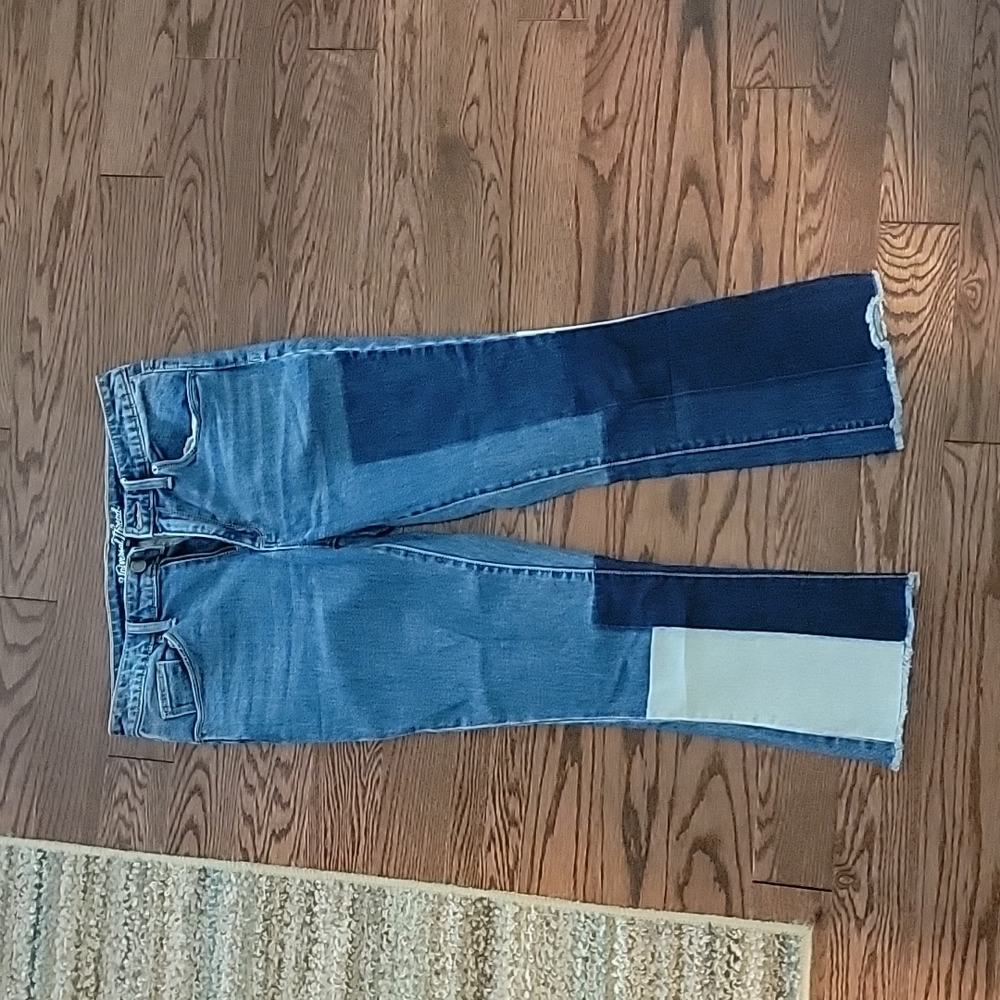 Women cropped jeans